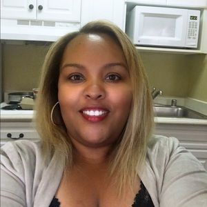 Meet your Posher, Beverly